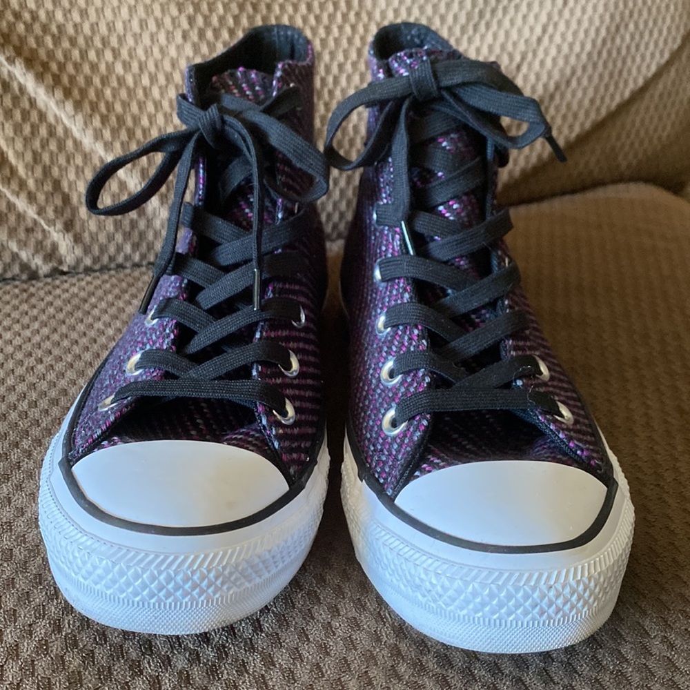 Unique Converse All Star Chuck Taylors - Picture 3 of 10